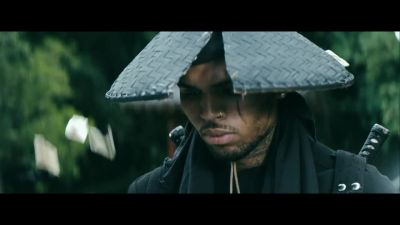 Chris Brown - Autumn Leaves feat. Kendrick Lamar