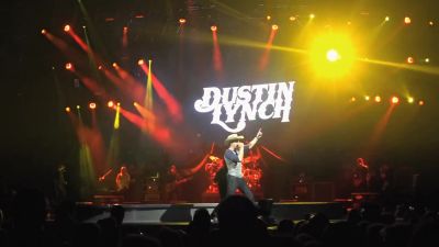 Dustin Lynch - Hell Of A Night