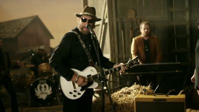 Hank Williams Jr. - Are You Ready For The Country feat. Eric Church