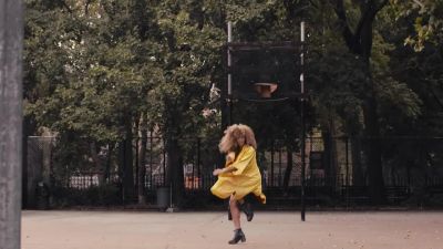 Lion Babe - Jump Hi feat. Childish Gambino