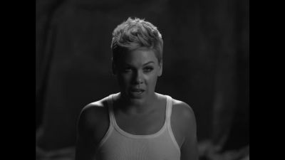 P!nk - Wild Hearts Can't Be Broken