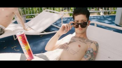 Travis Mills - Young & Stupid feat. T.i.