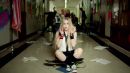 Скачать клип Avril Lavigne - Here's To Never Growing Up