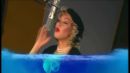 Скачать клип Christina Aguilera Ft Missy Elliot - Car Wash