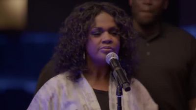 Cece Winans - Holy Forever