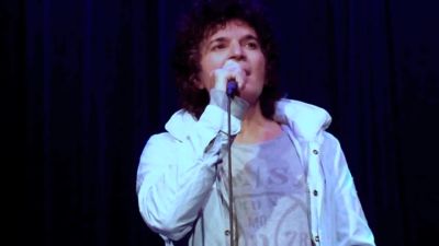 Gino Vannelli - Put The Weight On My Shoulders