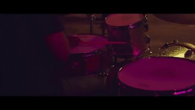 Kevin Ross - Love In The Middle