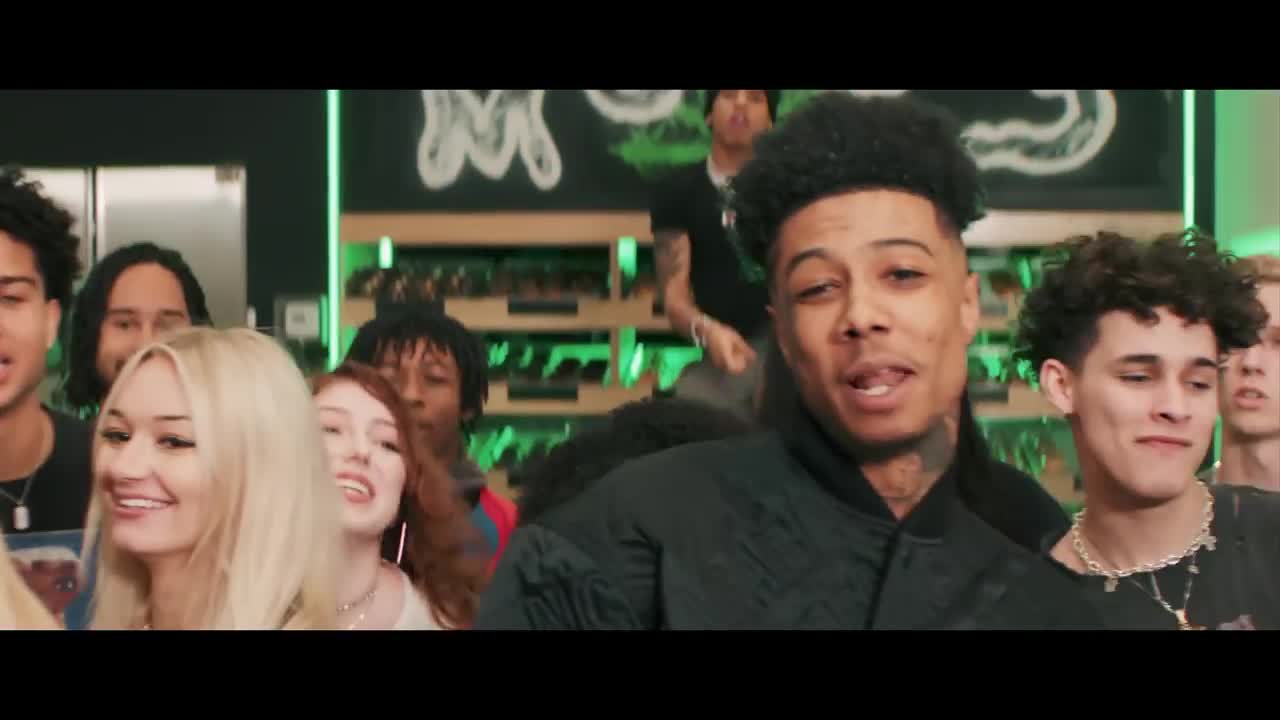 Скачать Blueface Feat Nle Choppa Holy Moly клип бесплатно