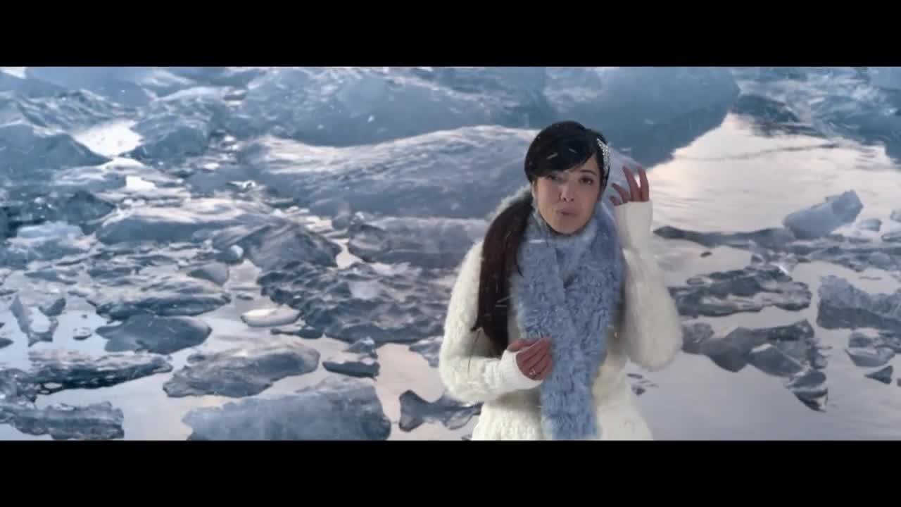 Скачать Indila - Love Story Клип Бесплатно