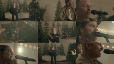 Скачать клип CHRIS TOMLIN - Christmas Day feat. We The Kingdom