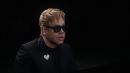 Скачать клип Elton John - A Good Heart
