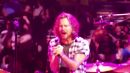 Скачать клип Pearl Jam - Soldier Of Love